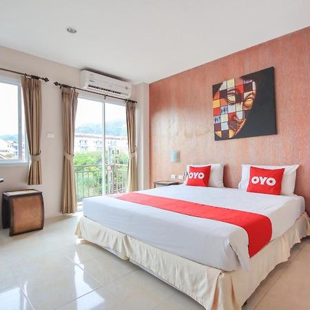 Hotel OYO 75321 Gemma Patong Phuket Exterior foto